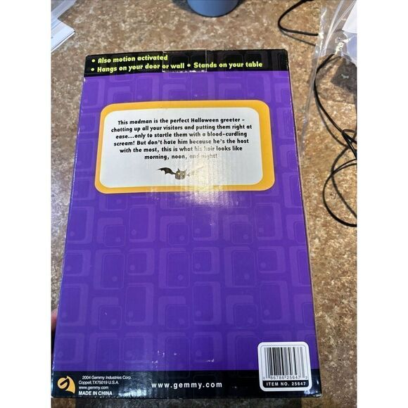 Screamer Greeter By Gemmy  Halloween. Screams, Talks, Lights Up And Drops Jaw - Picture 3 of 4